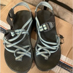 Women’s  Shoes 
Size 9